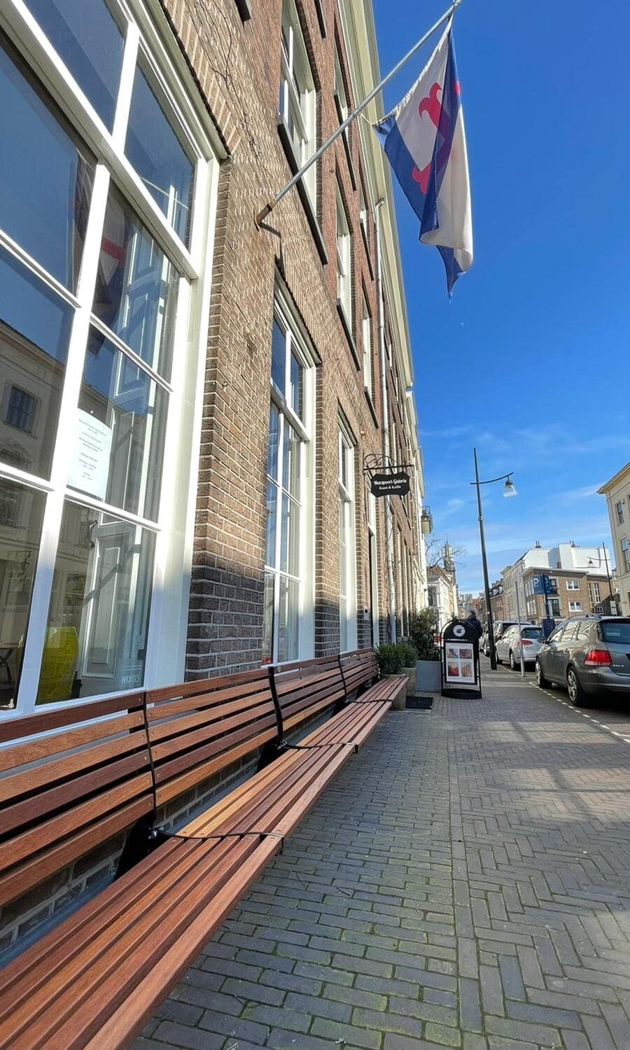 Alternatief beeld van XL Gevelbank - staand, hangend óf zelfstaand